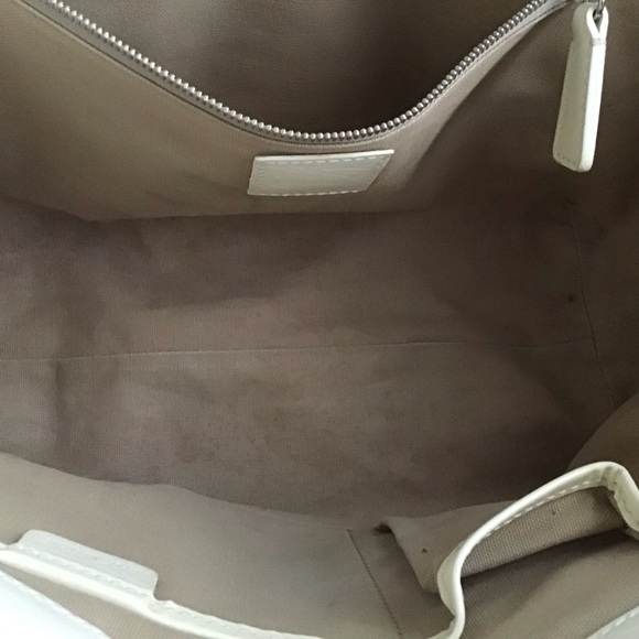 Burberry Hearts Pattern Tote - Picture 4 of 9